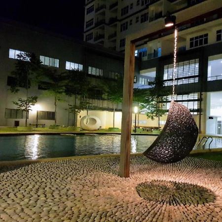 Puchong Skypod Residence, 1-5 Pax Cozy Unit, Walking Distance To Ioi Mall, 10Min Drive To Sunway Esterno foto